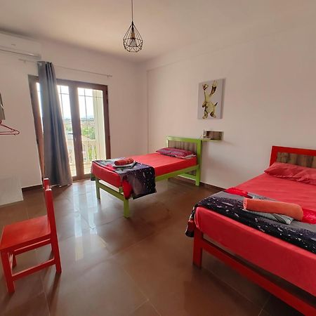 Tias Hostel Shkodër Exteriör bild