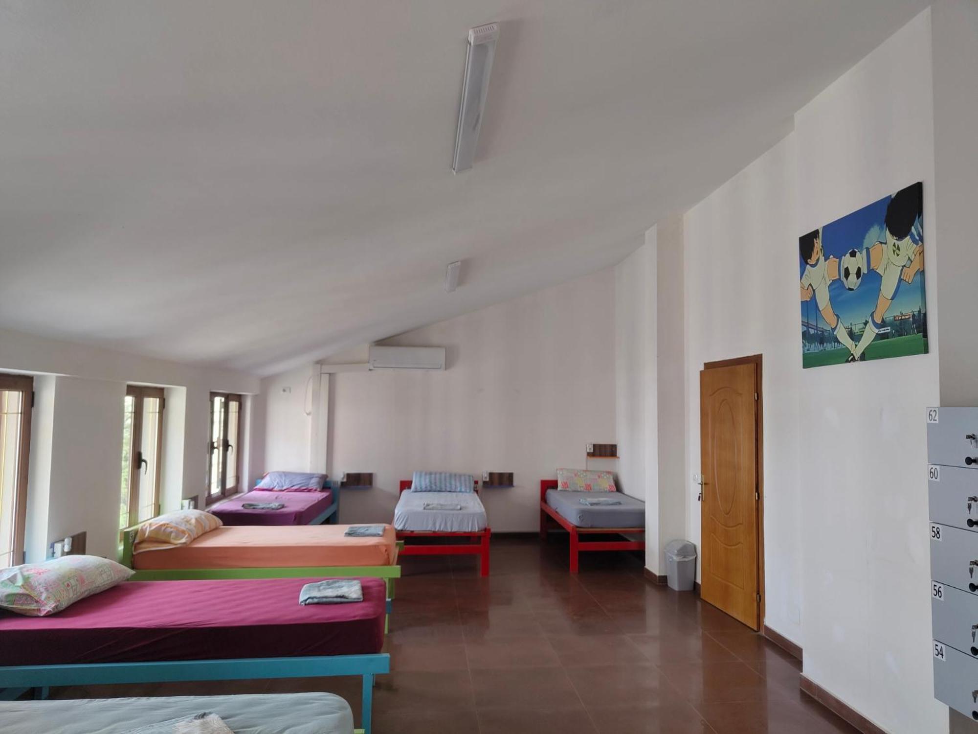 Tias Hostel Shkodër Exteriör bild
